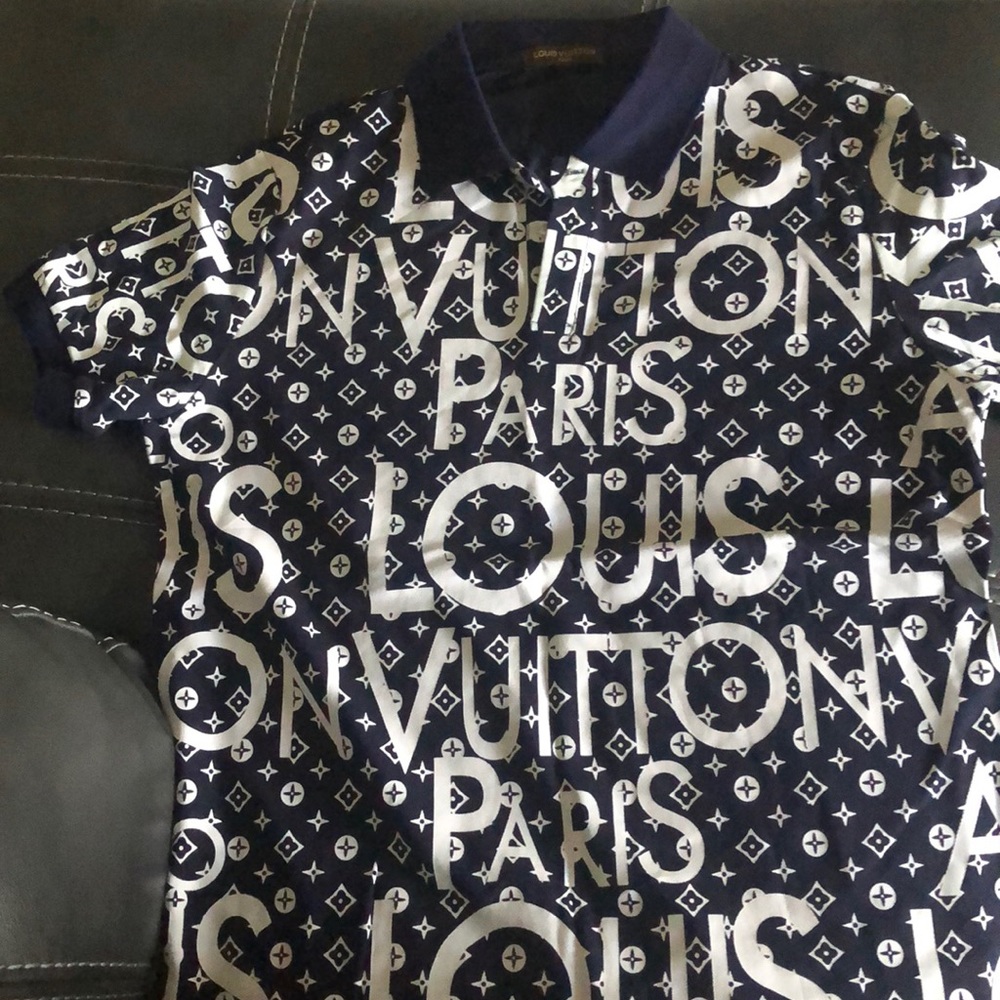 LV 3 button short sleeve (polo style) shirt